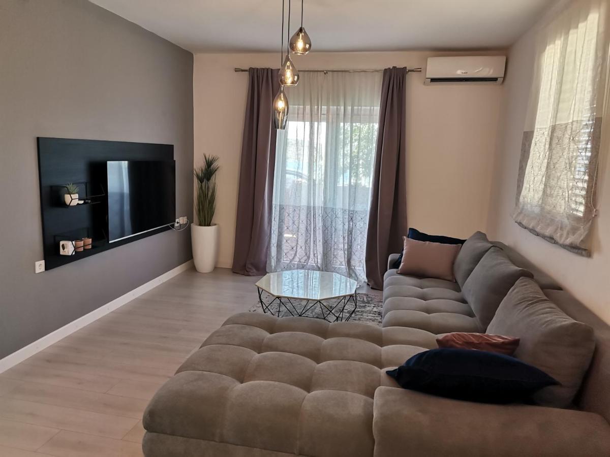Apartmani Darko Ртина Екстер'єр фото