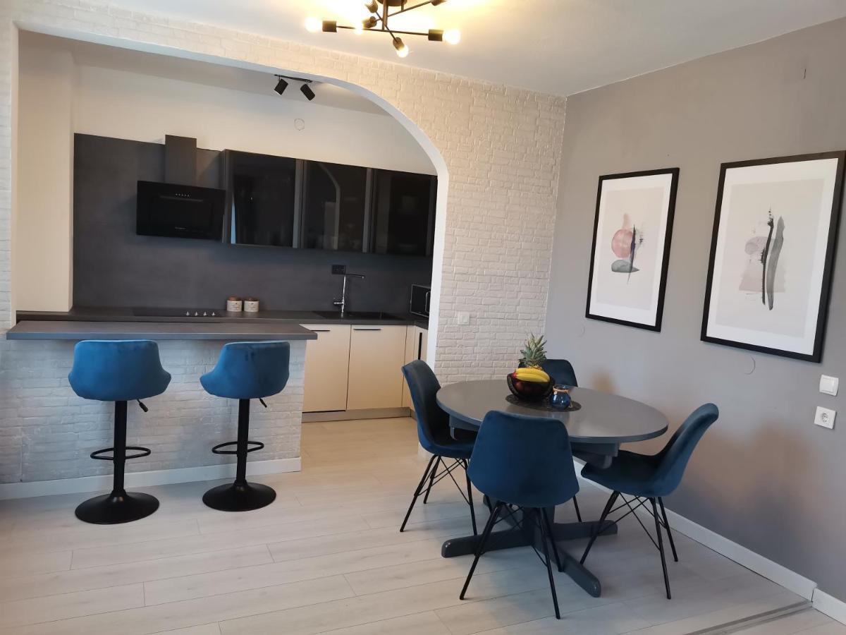 Apartmani Darko Ртина Екстер'єр фото